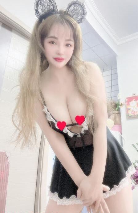 黑丝网美乳诱人倩倩