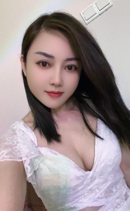 布吉美胸少妇