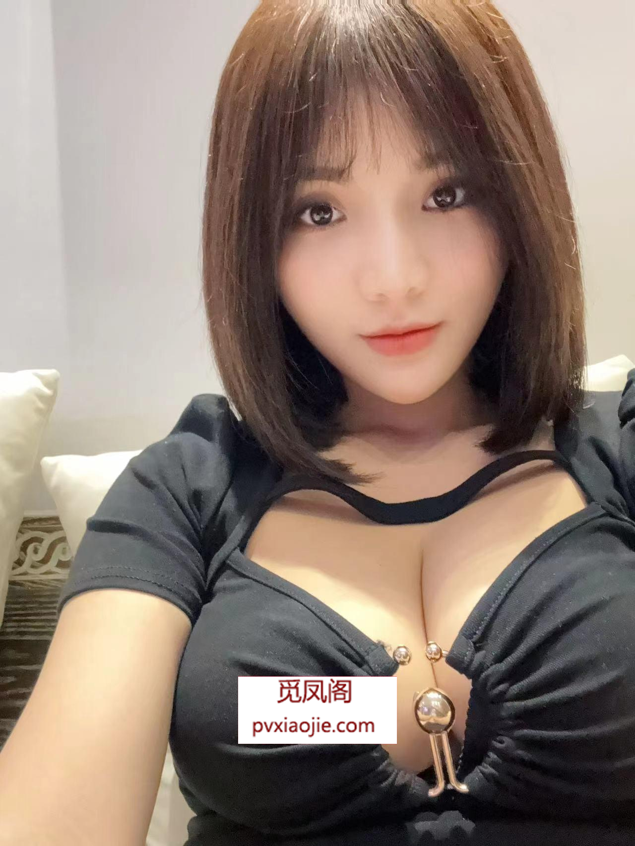 美乳小鱼儿